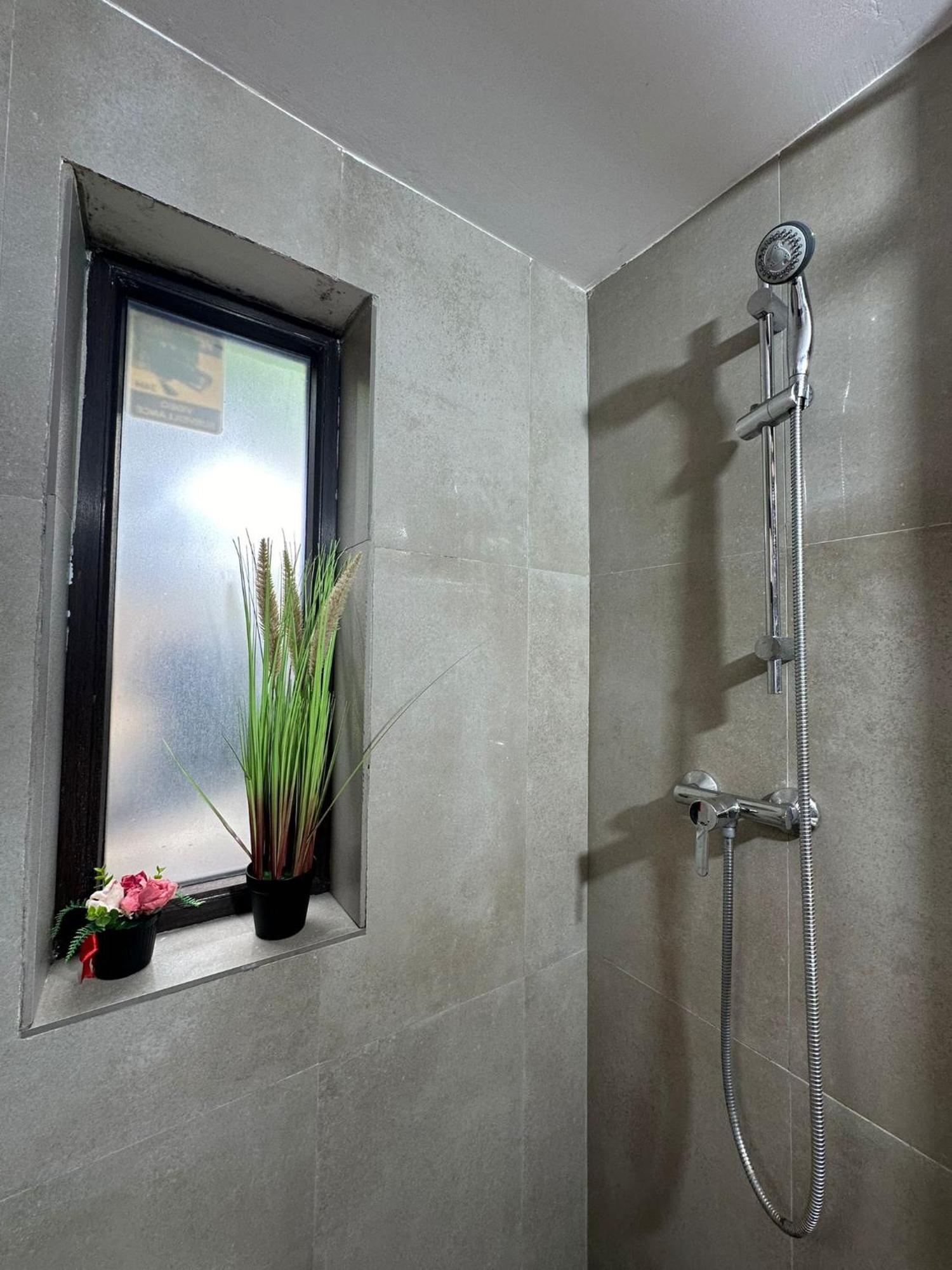 Smart Free Parking Apartment Craiova